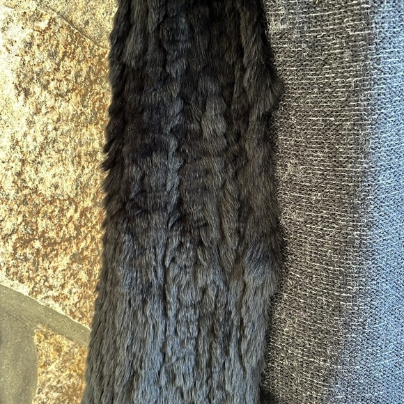 Vince Draped Wool Real Rabbit Fur Sweater Vest - Picture 7 of 8